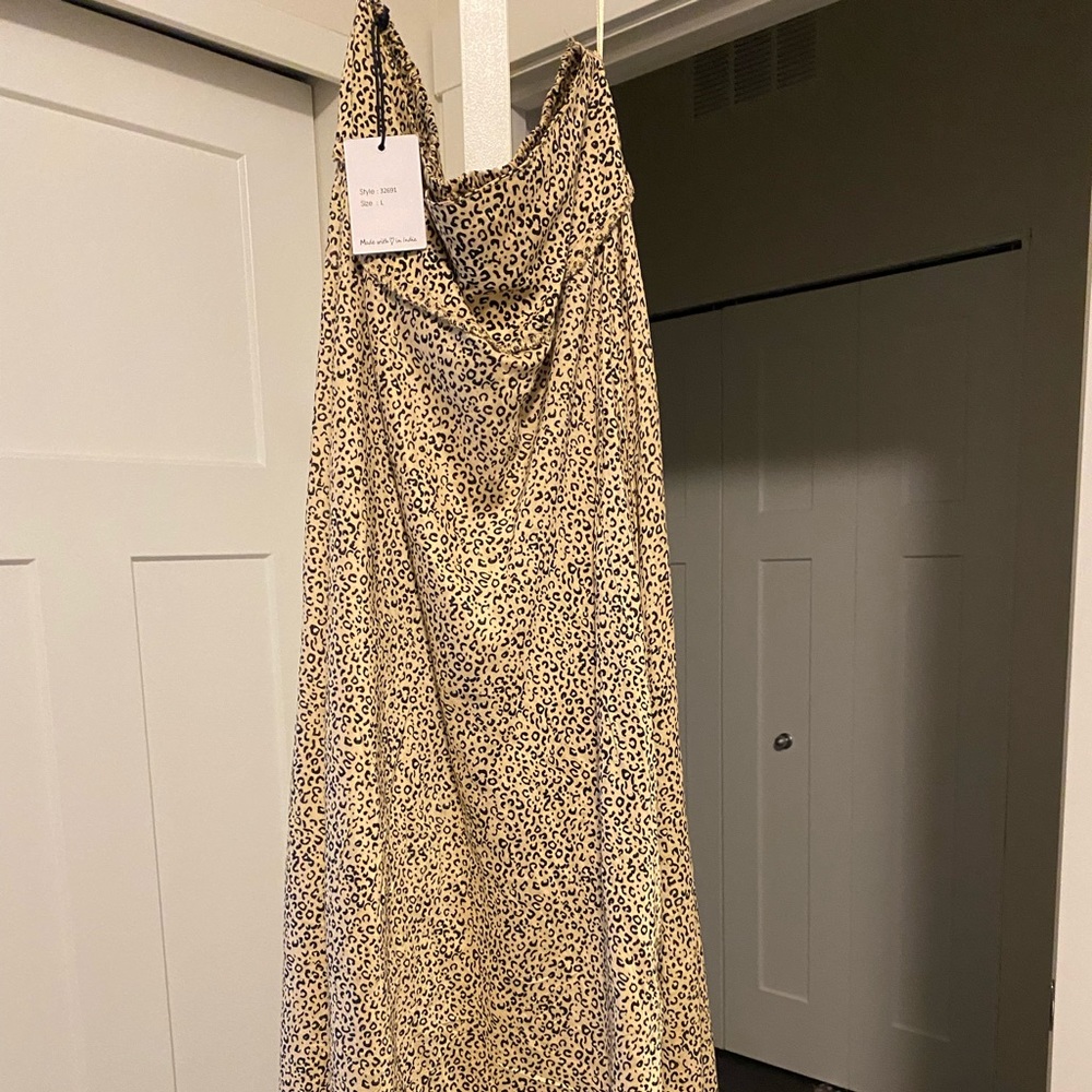 ✨Cheetah HighLow Skirt✨
